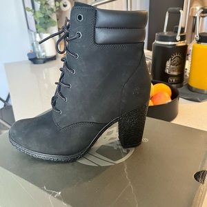 Black Timberland boots 8.5